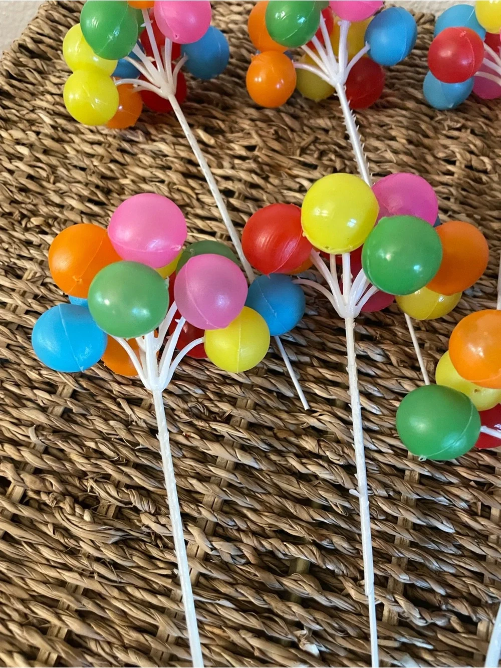 Vintage Balloon Bunch Cake Decorations set of 10!